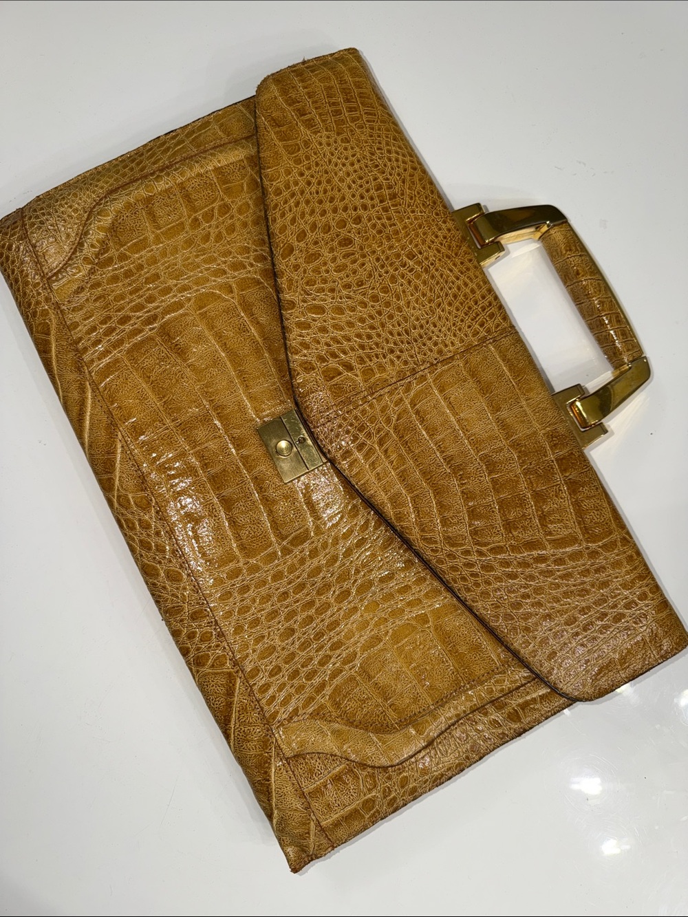 Vintage Amelia Berko Golden Italian Leather portfolio briefcase Handbag.